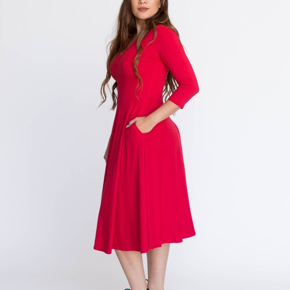 Red Curie Dress- Midi - Picture 2 of 3